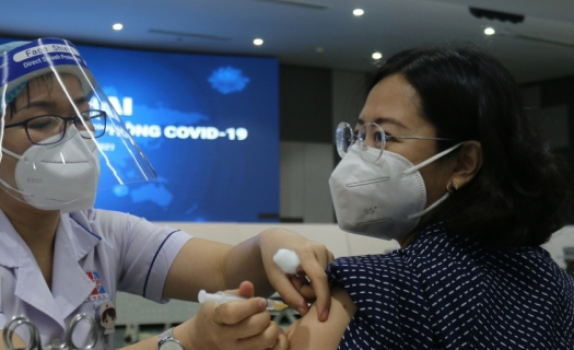 Bộ Y tế nêu lý do cần thiết ký cam kết tiêm vaccine COVID-19